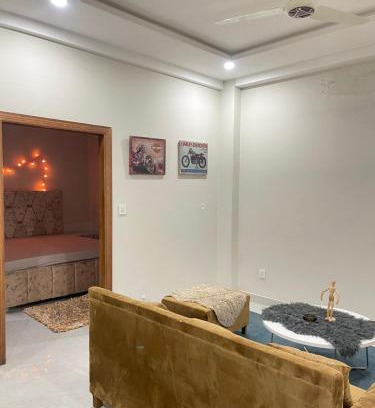 Fatehjang Apartment | Comfy hushed space 1 wud love