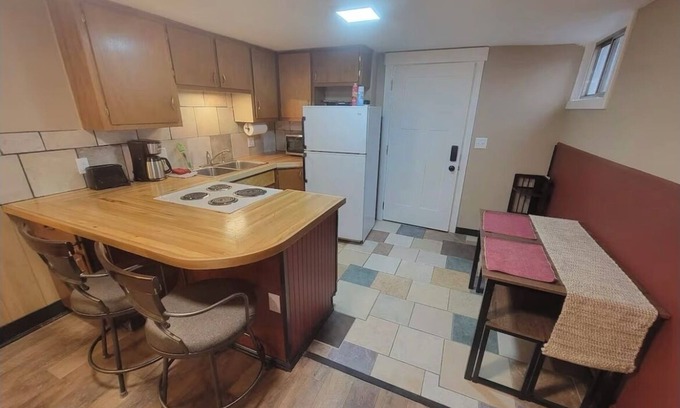 Idaho Falls Apartment | Comfy Little Burrow - pets welcome, downtown, fun for kids