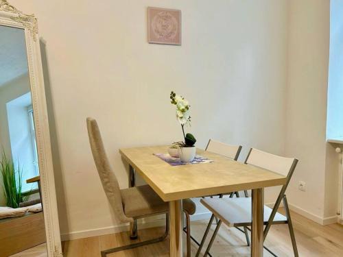 Donaustadt Apartment | Comfy & Quiet Apartment with Free Wi-Fi
