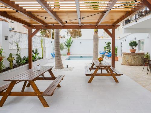 Torre de Benagalbon Apartment | Complejo La Palapa