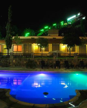 El Challao Cabin | Complejo Turistico Alfombra Magika