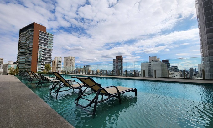 Pinheiros Apartment | Complete studio near Oscar Freire subway station l Studio Capote 411