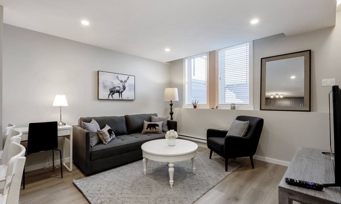 Seton Condo | Condo by South Health Campus