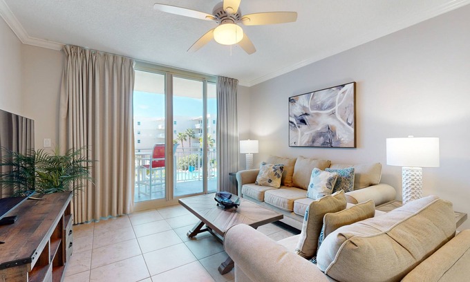 Fort Walton Beach Condo | Condo in Gulf Front Resort w/Shared Amenities w/Pool & Hot Tub