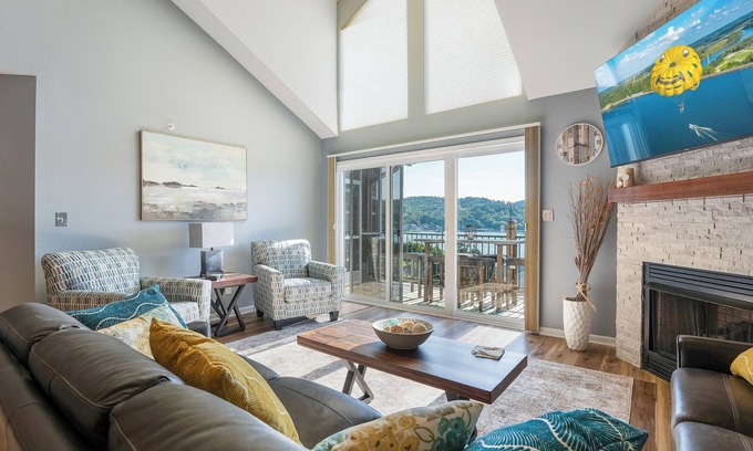 Camdenton Condo | Condo perfect for families and friends!