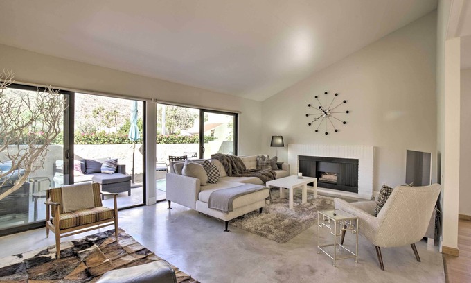 Canyon Corridor Condo | Condo w/Mountain Views-3mi to DT Palm Springs