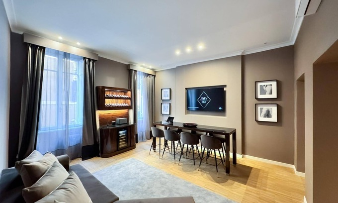 Rione VIII Sant'Eustachio Apartment | Condotti Apartment - Five Bedroom Apartment, Sleeps 10