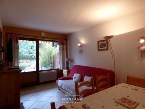Le Grand-Bornand Apartment | Confortable 2 Pièces + Cabine pour 4 Personnes au Centre-Ville, Terrasse, Proche Navettes - FR-1-458-169