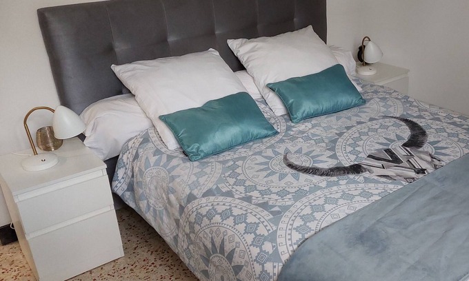 Costieres Apartment | Confortable P2 Avec Garage Centre Calme