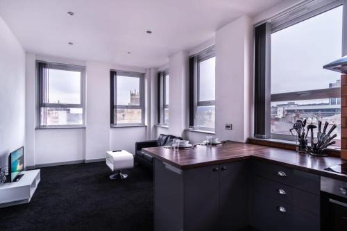 Blackburn Apartment | Contemporary 1 Bed Apartment in Central Blackburn