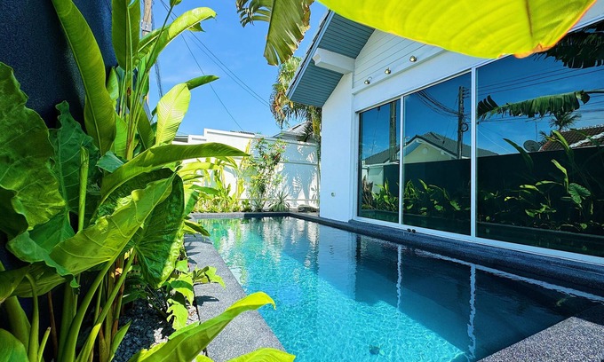Sa Khu House | Contemporary 3bd Safari Pool Villa Near Nai Yang Beach