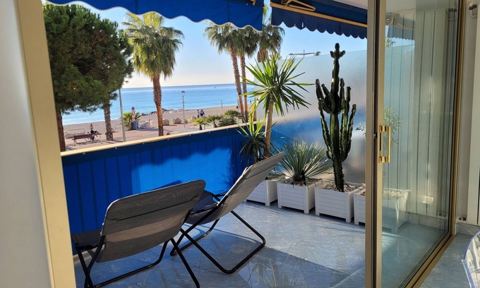 Cros-de-Cagnes Apartment | Contemporary apartment - with A/C - Seafront