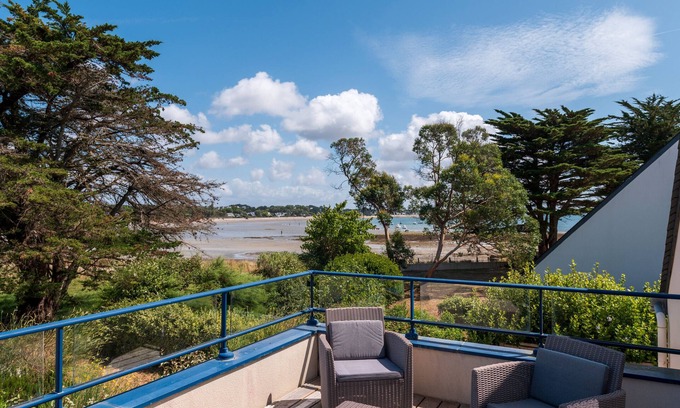 Saint-Jacques House | Contemporary house, beach within walking distance