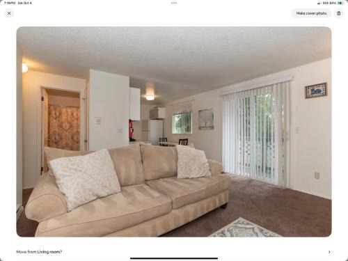 Kent Apartment | Contemporary Marine 2bed 1bath apartment in Kent