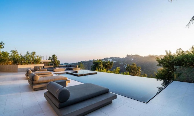Hollywood Hills West Villa | Contemporary Modern Villa with Hills Views