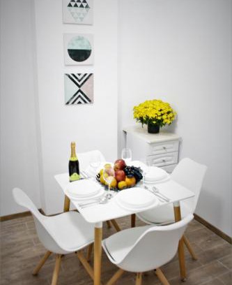 Cluj-Napoca Apartment | CONTEMPORARY Vibe - PARIS 3