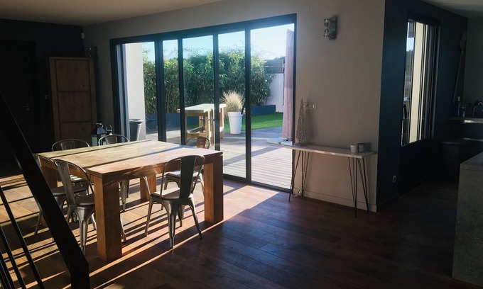 Juvignac House | Contemporary villa just outside Montpellier