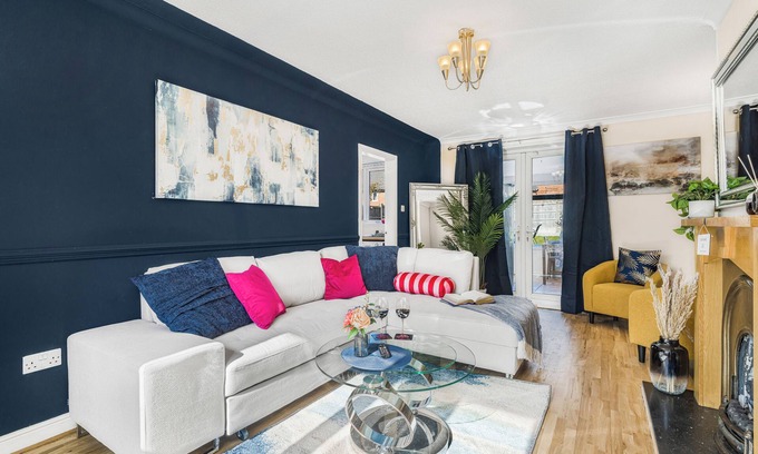 Birch House | Contractor-ready Homes. Secure Parking!