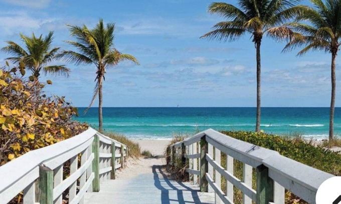Madeira Beach Apartment | Convenient Location. New Apartment! Madeira Beach
