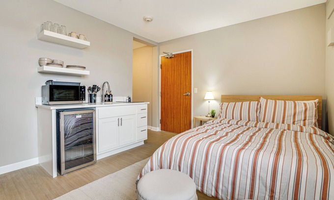 Blaine Apartment | Convenient Studio Stay: Easy Access to Twin Cities