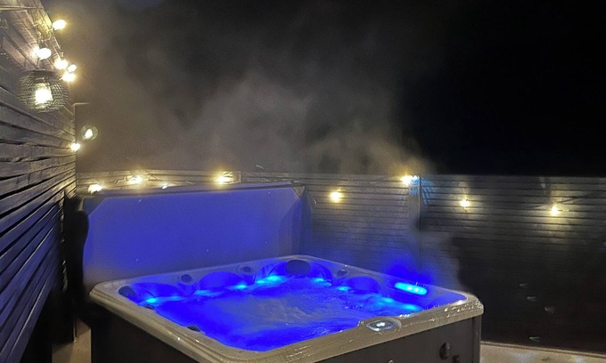 Abercwmboi House | Converted Barn bike park wales, Pen-y-Fa, Brecon, waterfalls, pet friendly