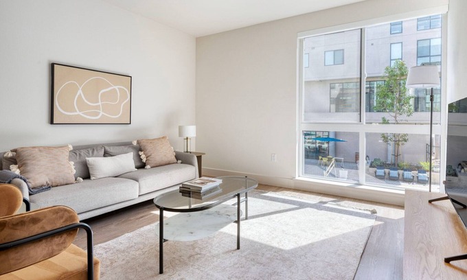 Mountain View Apartment | Cool Mountain View 1BR w/Gym, Pool & Spa, nr Highways, by Blueground