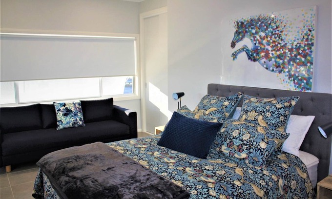 Coolah Apartment | Coolah Short Stays - Town View Apartment