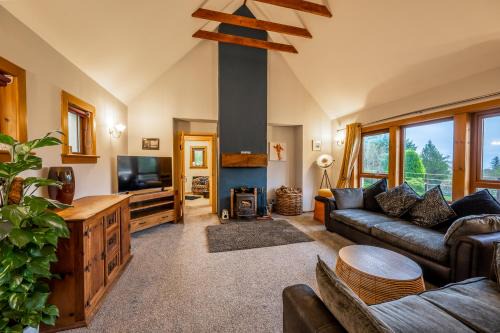 Breakish House | Coorie View