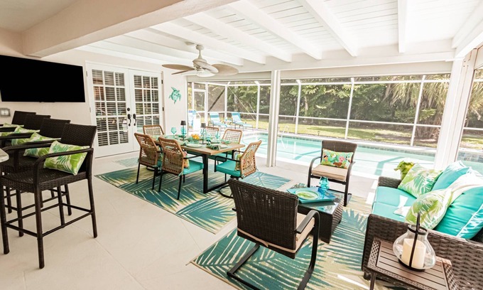 Coquina Sands House | Coquina Sands - Newly renovated - outdoor entertaining oasis w/TV & heated pool - 2 Blocks to Beach!