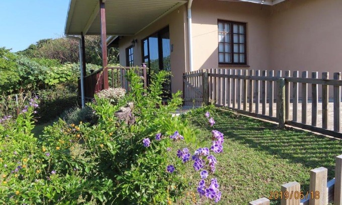 Melville Apartment | Coral Cottage