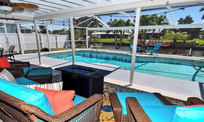 Fort Myers Villa | Coral Sunshine - large south terrace with pool/spa