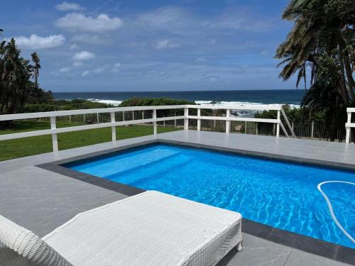 Southport House | Coral Tides -18 sleeper Beach house