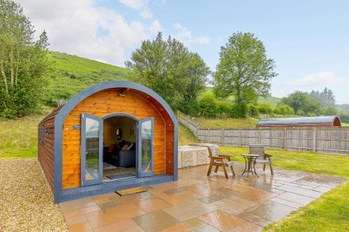 Kingswood House | Corndon Pod