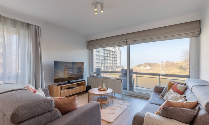 Blankenberge Apartment | Corner Apartment with Terraces
