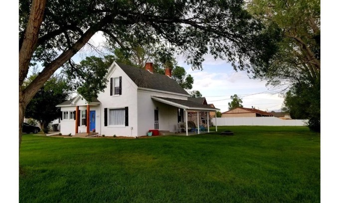 Panguitch House | Corner Cottage