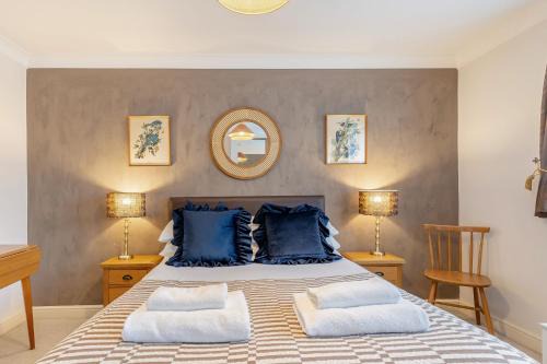 Canterbury House | Cornerways by Bloom Stays