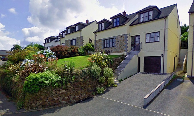 St. Keverne House | Cornish retreat for the outdoor adventurer!