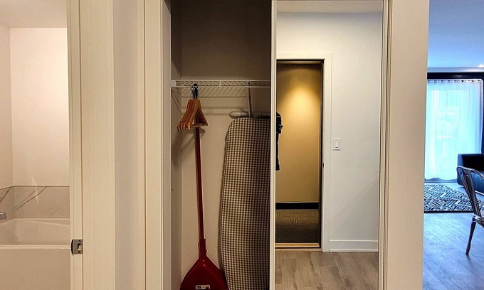 Brossard Apartment | Corporate Stays - Blum - Amazing 2BR