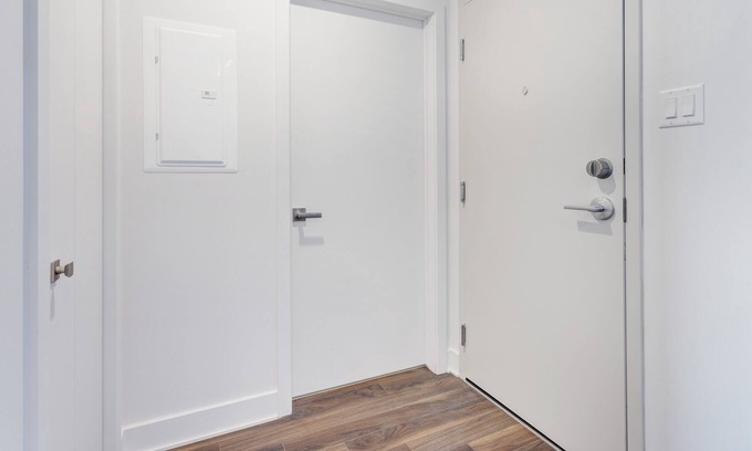 Brossard Apartment | Corporate Stays | Lumeo | Modern and bright 2BR