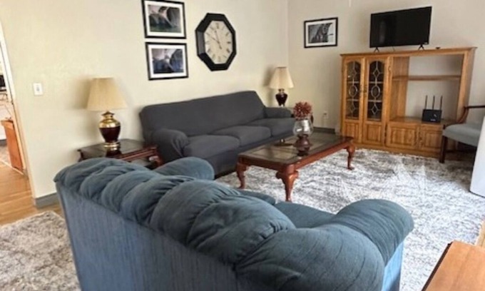 Ahsahka House | Correa's House in the WoodsnCharming 3 Bedroom House