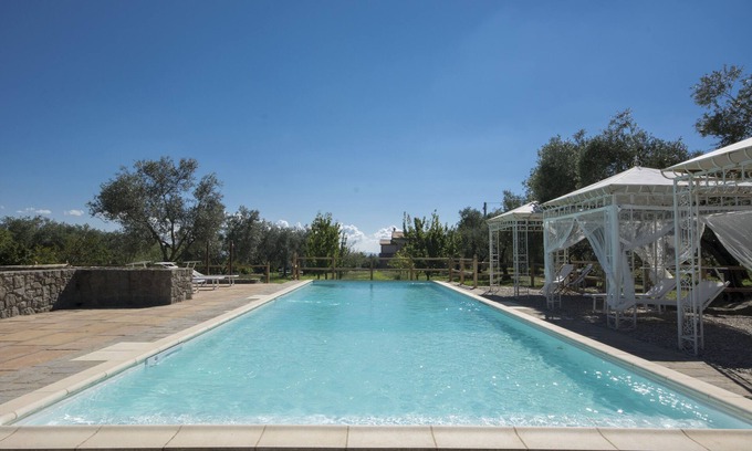 Montefiascone Villa | Corte degli Ulivi: country villa and annexe for an exclusive vacation