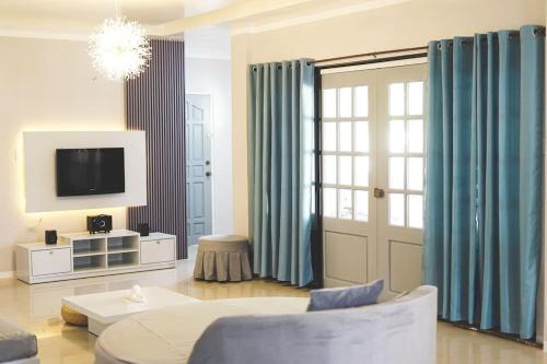 Guinayangan House | CosiHome Guesthouse