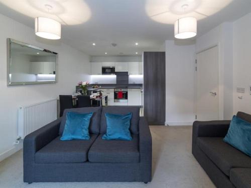 Rushey Green Apartment | Cosy 2 Bedroom Apartment London Catford - Long Stays Allowed