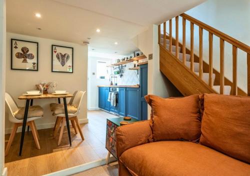 Kingham House | Cosy 2BD Cottage in Oxfordshire - Near Daylesford!