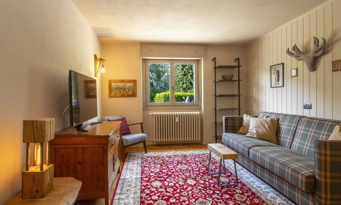 Bormio Apartment | Cosy apartment for 4 guests with WIFI, TV, pets allowed and parking