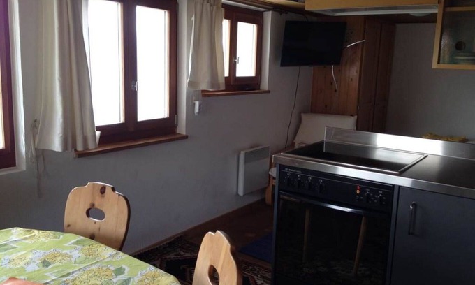 Riederalp Apartment | Cosy apartment for 3 guests with WIFI, TV, balcony and pets allowed