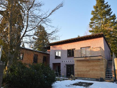 Manderscheid Apartment | Cosy Apartment in Manderscheid with Balcony