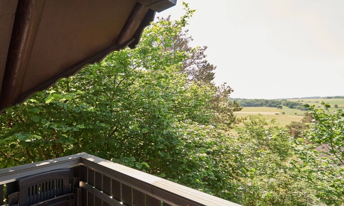 Feriendorf Frankenau House | Cosy apartment in villa for 4 people with WIFI, TV and patio