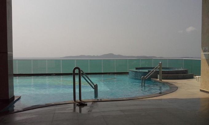 Pratumnak Hill Apartment | Cosy Beach View Apartments