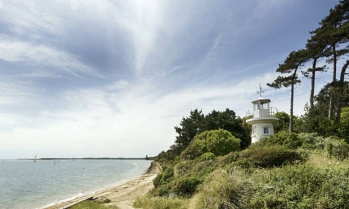 New Forest District Apartment | Cosy Coastal Retreat